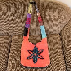 Crossbody Hobo Bag, comfort with lots of room! Free keychain